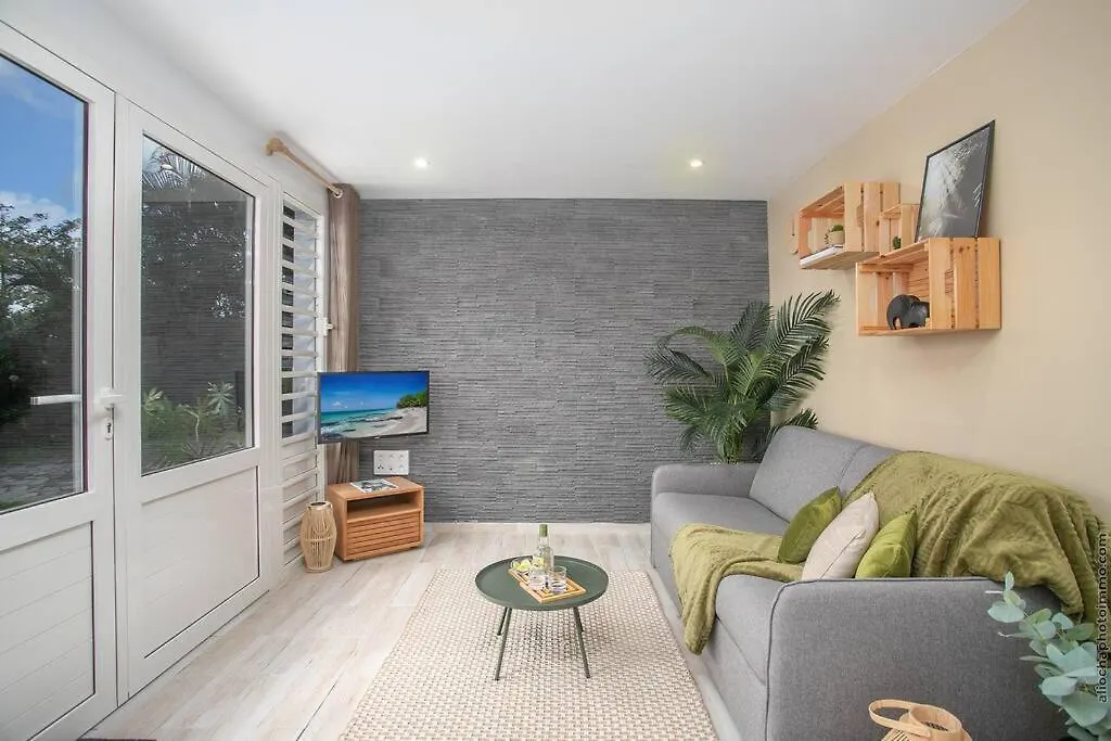 Ferienwohnung Appt Privatif Avec Piscine Au Roseau Des Indes Les Trois-Ilets